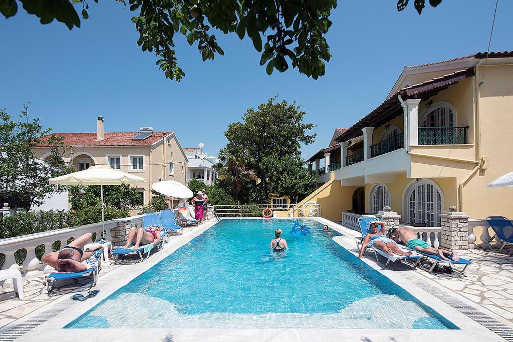 Andreas Pool Complex room 3